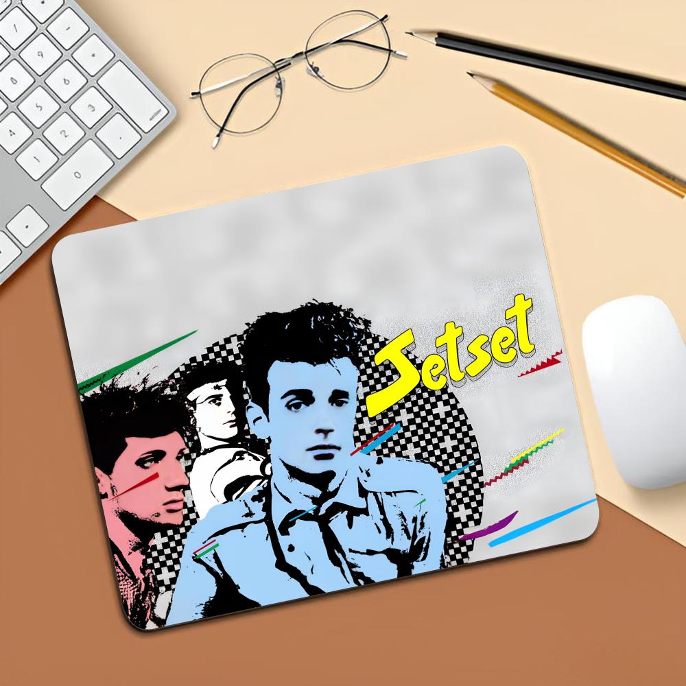 Gustavo Cerati Soda Stereo Mou - Laptop Accessories Bundle incelemesi ve fiyatı